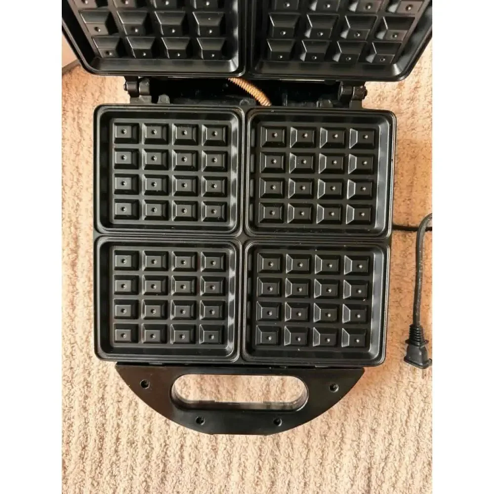 Salton Belgian Waffle Maker WM9BEL 4 Piece Nonstick w Box Manual Tested (1996)